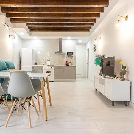 Allo Plateros Centro Jacuzzi Comunitario Апартаменты Херес-де-ла-Фронтера